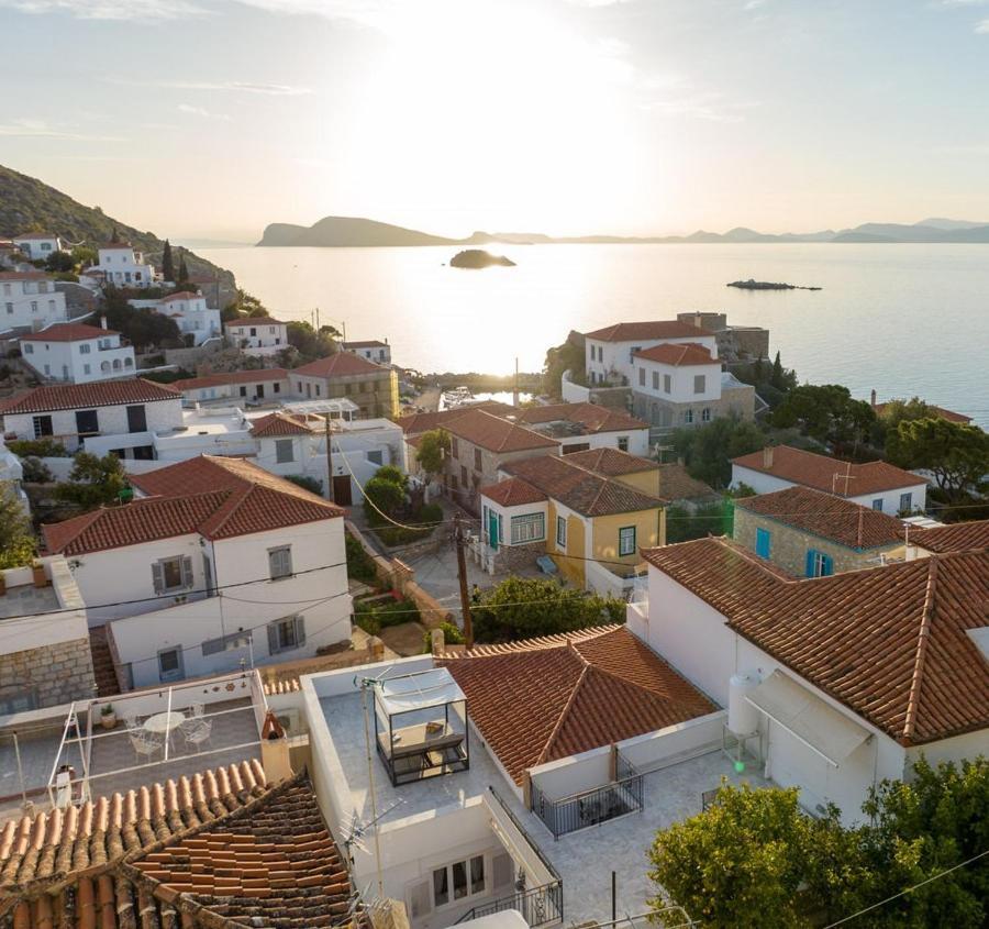 Kamini - Hydra Dream Hydra (Saronic Islands)